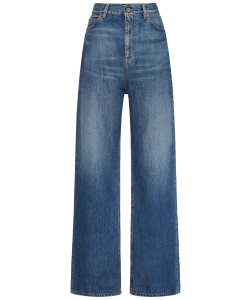 Jeans in Medium Blue Denim