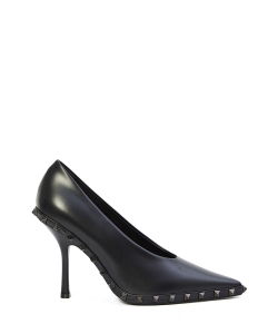 Rockstud pumps