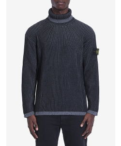 Ribbed wool sweater