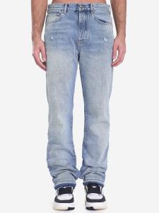 Jeans con orlo sfrangiato