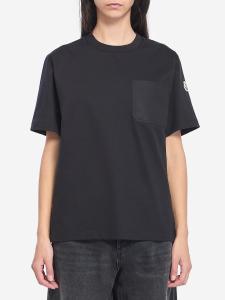 T-shirt with pocket