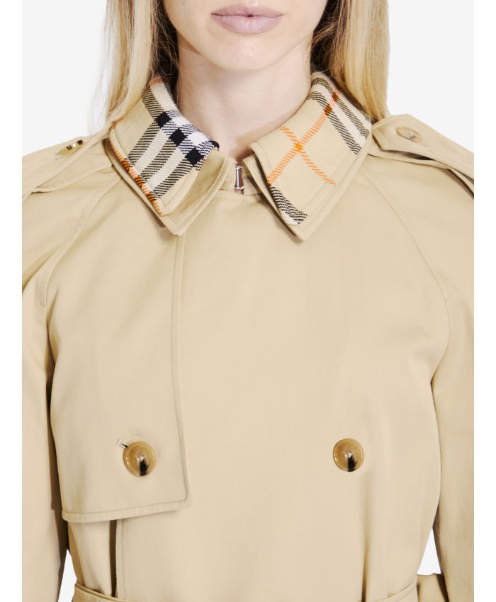 BURBERRY - Raincoat with Check collar