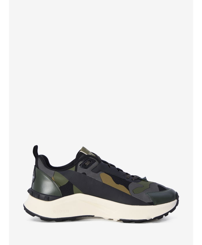 VALENTINO GARAVANI - Low Top True Act Camouflage sneakers