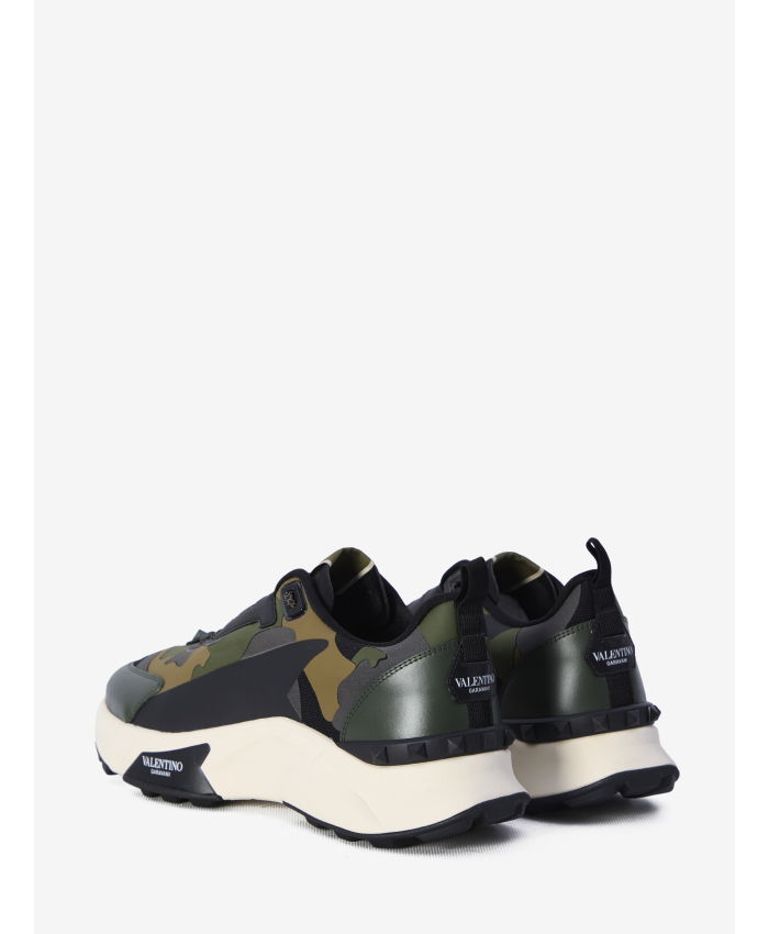 VALENTINO GARAVANI - Low Top True Act Camouflage sneakers