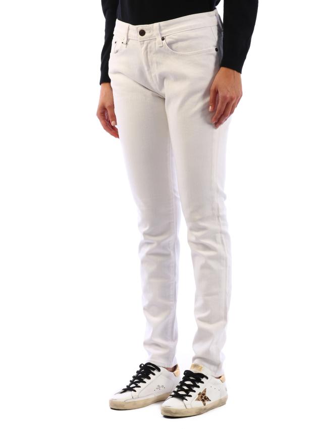 6397 - White Jeans