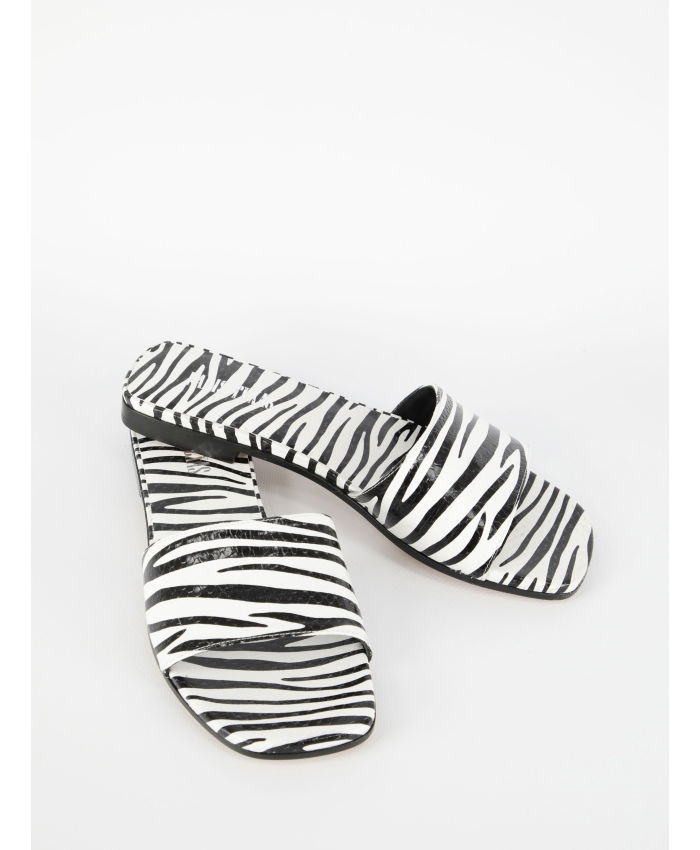 PARIS TEXAS - Zebra-print flat sandals