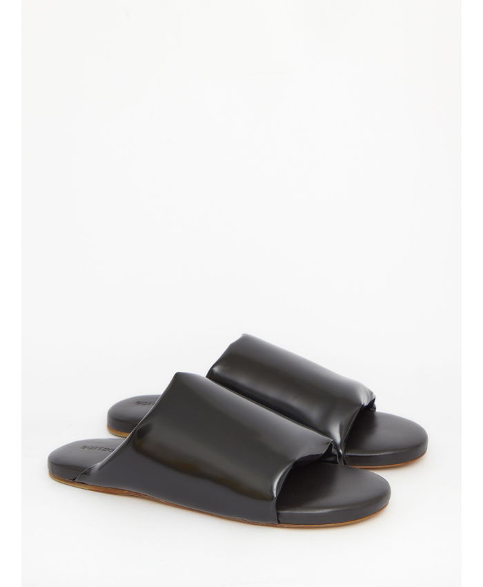 BOTTEGA VENETA - Black leather slides