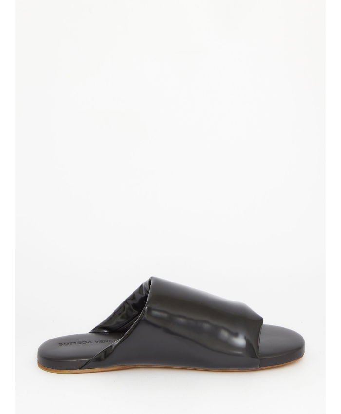 BOTTEGA VENETA - Black leather slides