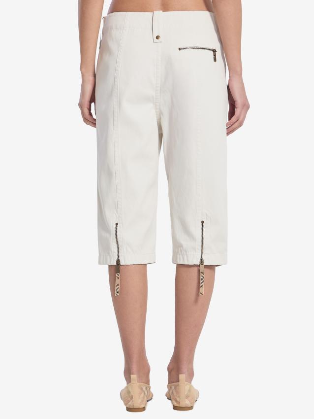 BURBERRY - Capri pants