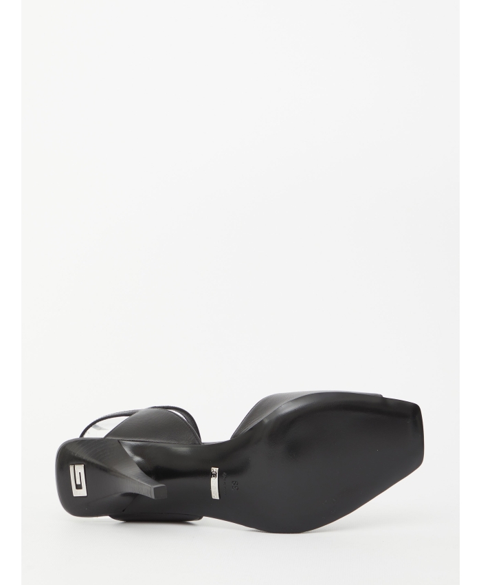 GUCCI - Black leather sandals