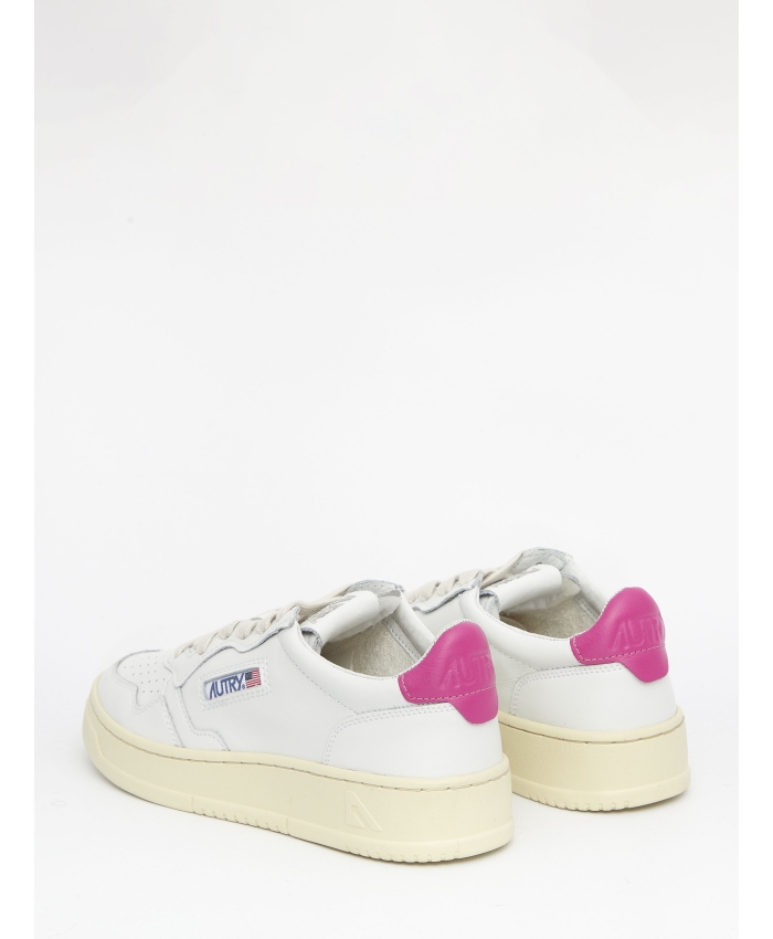 AUTRY - Medalist white and fuchsia sneakers