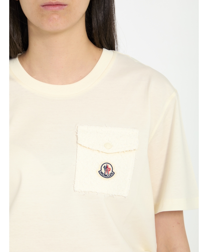 MONCLER - T-shirt con tasca applicata
